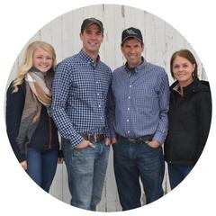 farm_family_photo_round_medium